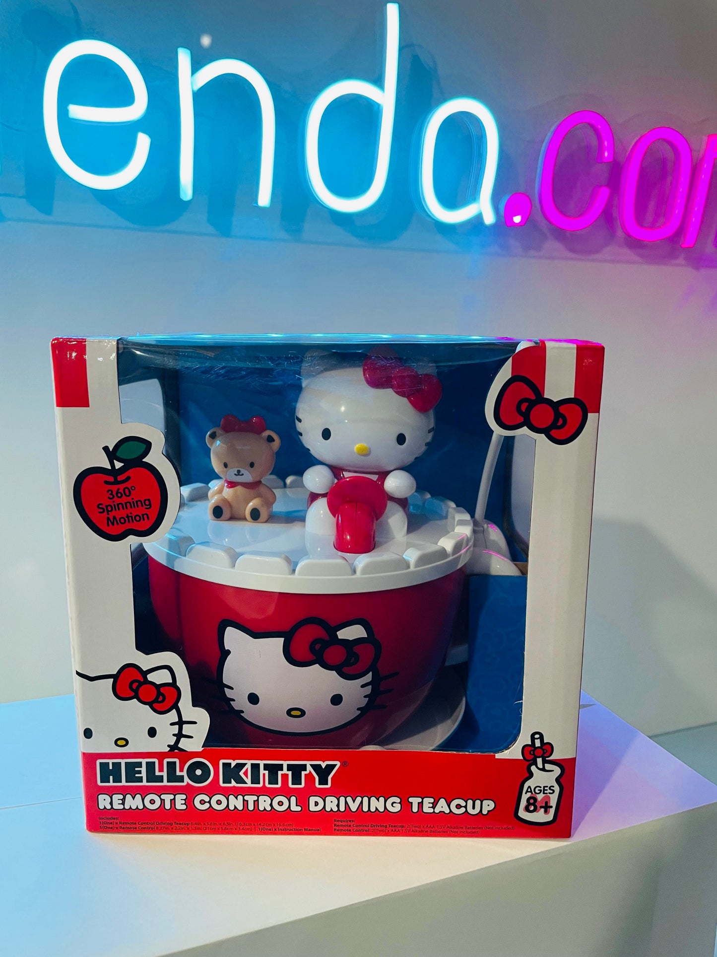 .Geekienda - kitty en taza de té a control remoto - hello kitty programas infantiles