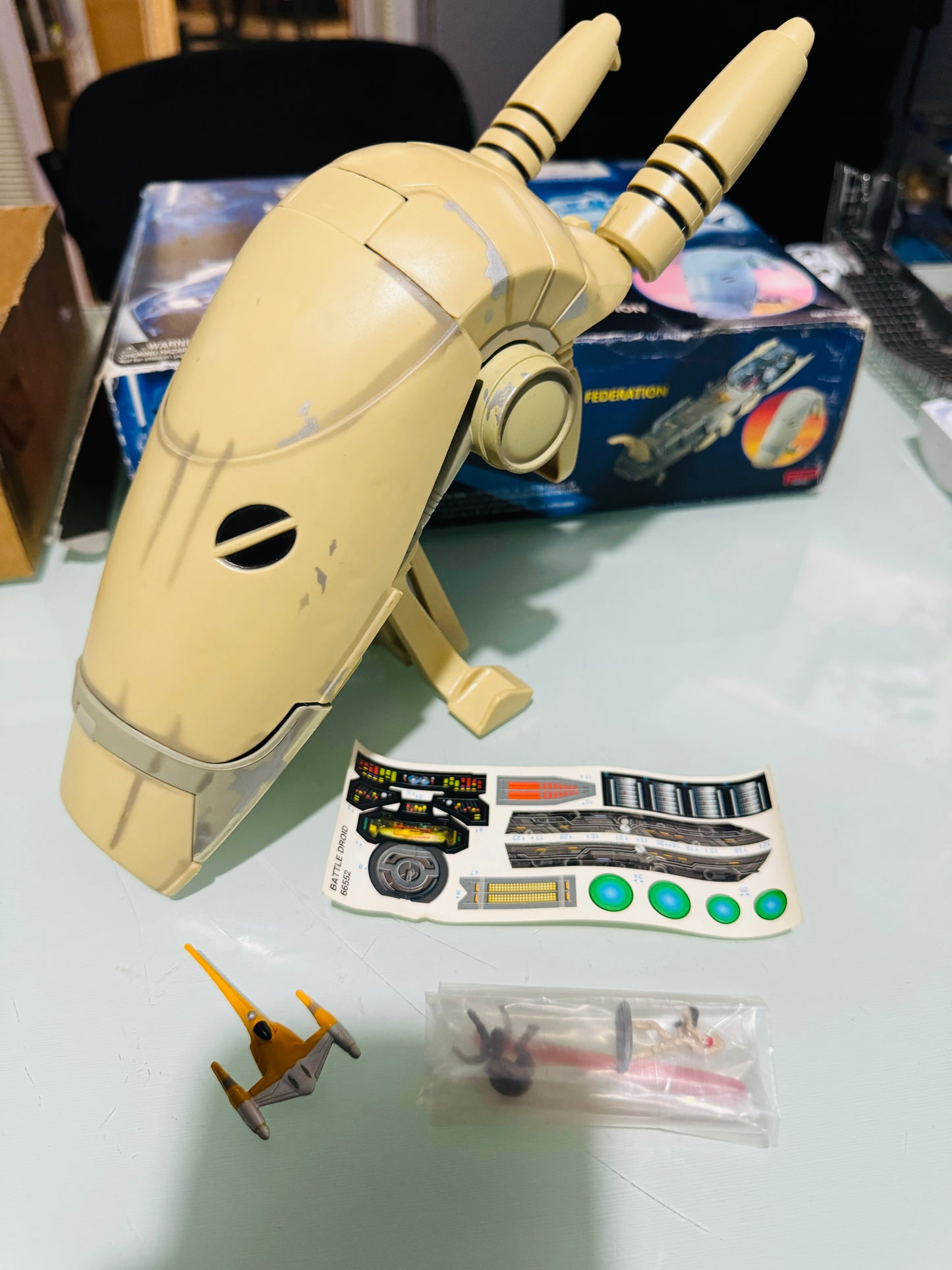 .Geekienda - Star Wars micro machines - droide de batalla / federación del tratado / nave de control de droides