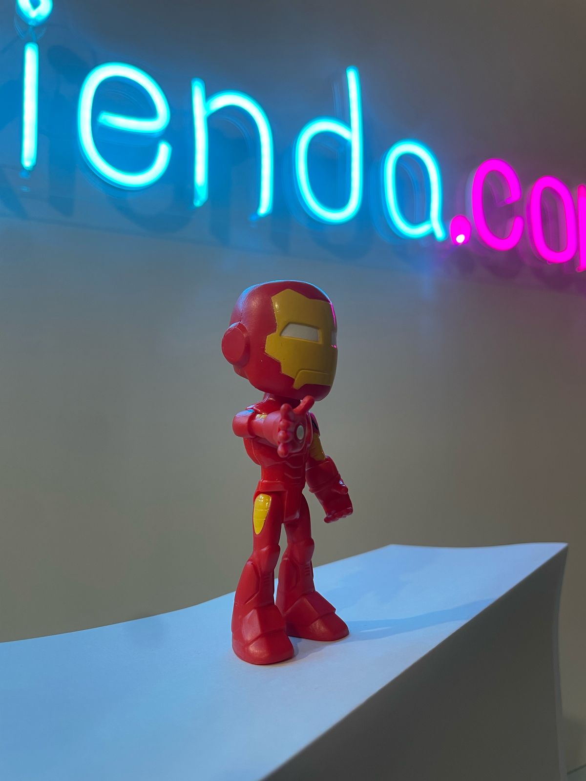 .Geekienda -minifigura 10 cm iron man hasbro - Marvel