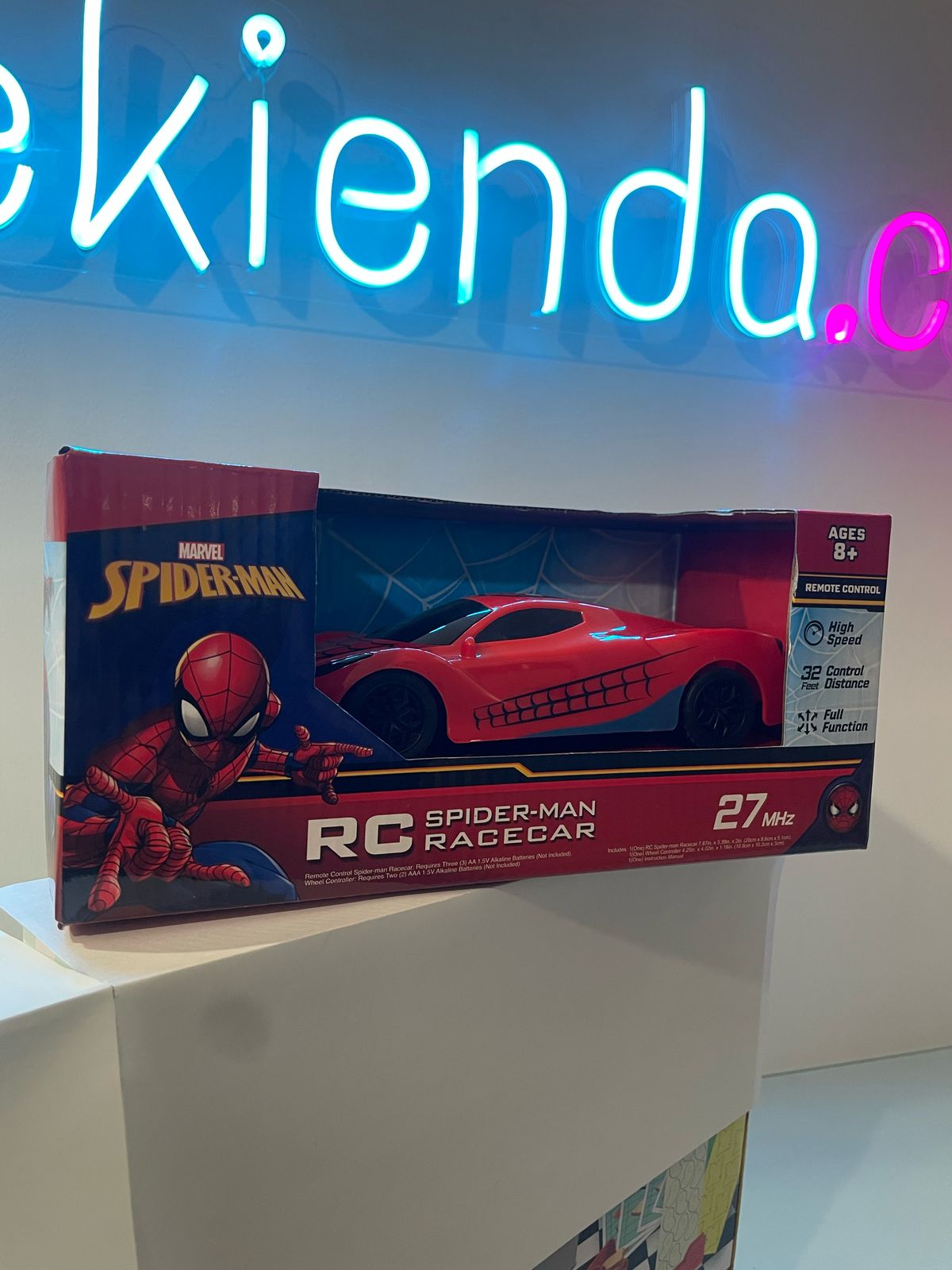 .Geekienda - carro de spiderman a control remoto -Disney marvel programas infantiles